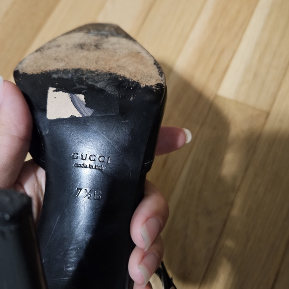 Authentic Gucci Black Leather Ankle Strap Heels - Picture 9 of 15